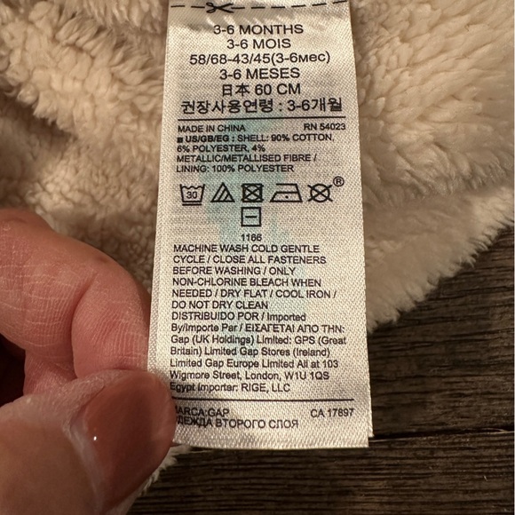 Baby Gap Girls Pink Knit Hooded Cardigan Sweater jacket fleece lined 3-6 mo GUC - Picture 3 of 6